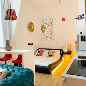  Affittacamere Homesuite Sul